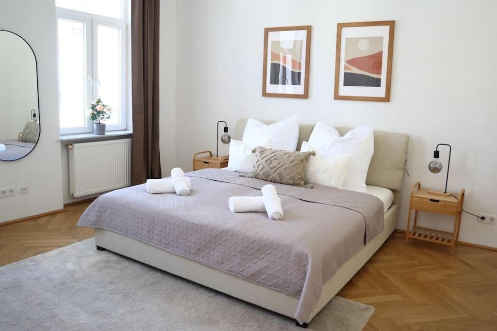 Bloom - Cozy Apartment, 5 Stops To City Center Wien Eksteriør billede