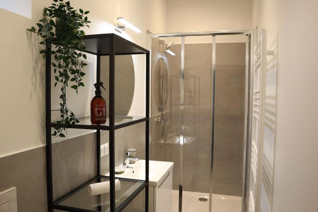 Bloom - Cozy Apartment, 5 Stops To City Center Wien Eksteriør billede