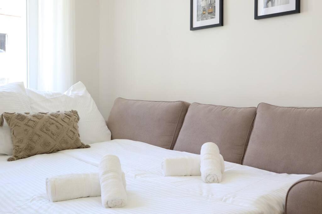 Bloom - Cozy Apartment, 5 Stops To City Center Wien Eksteriør billede